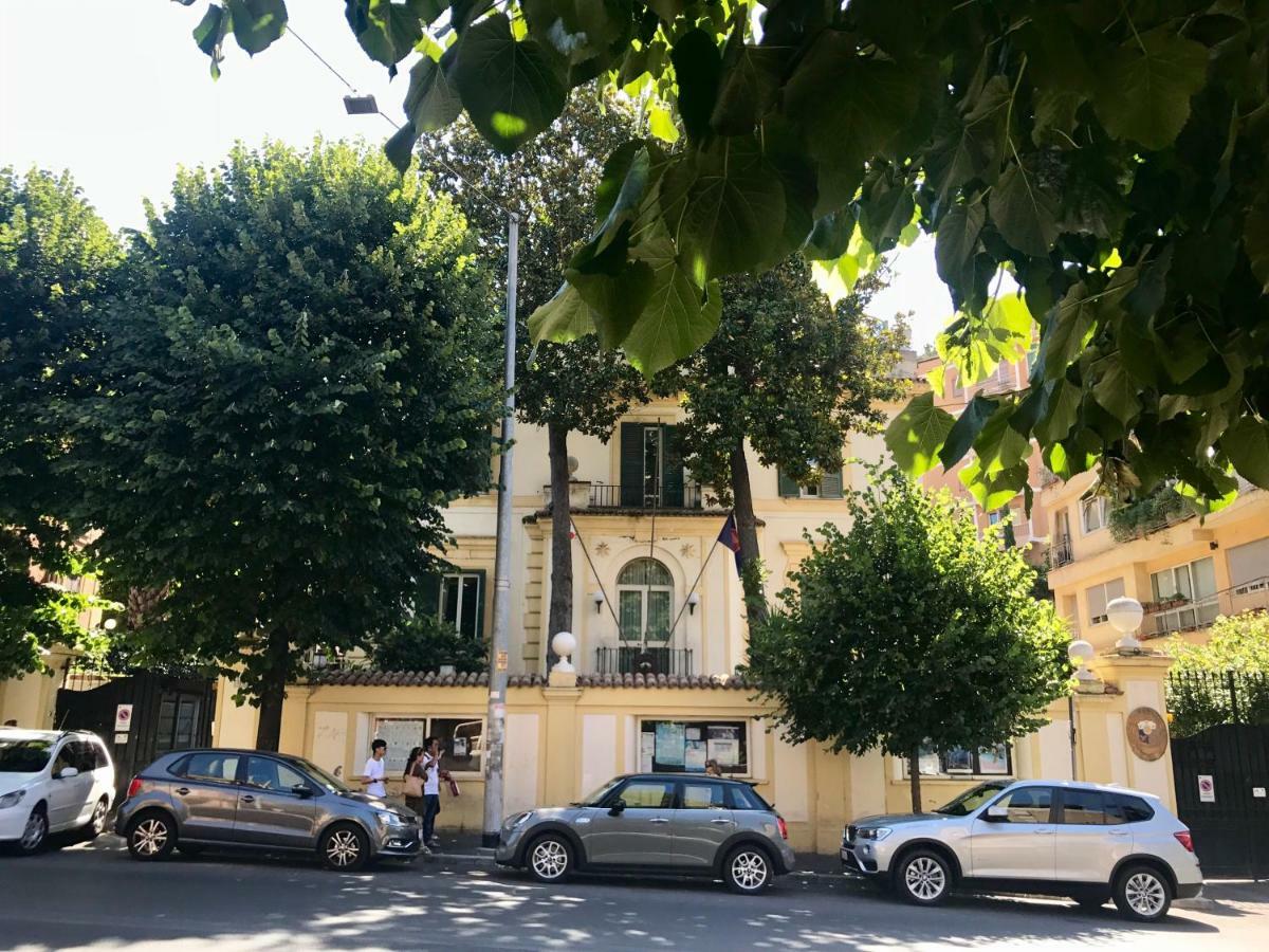 The Queen Roma Exterior foto